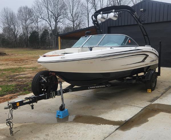 2017 Chaparral 19 H2O Sport