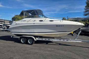 1998 Sea Ray 240 Sundancer