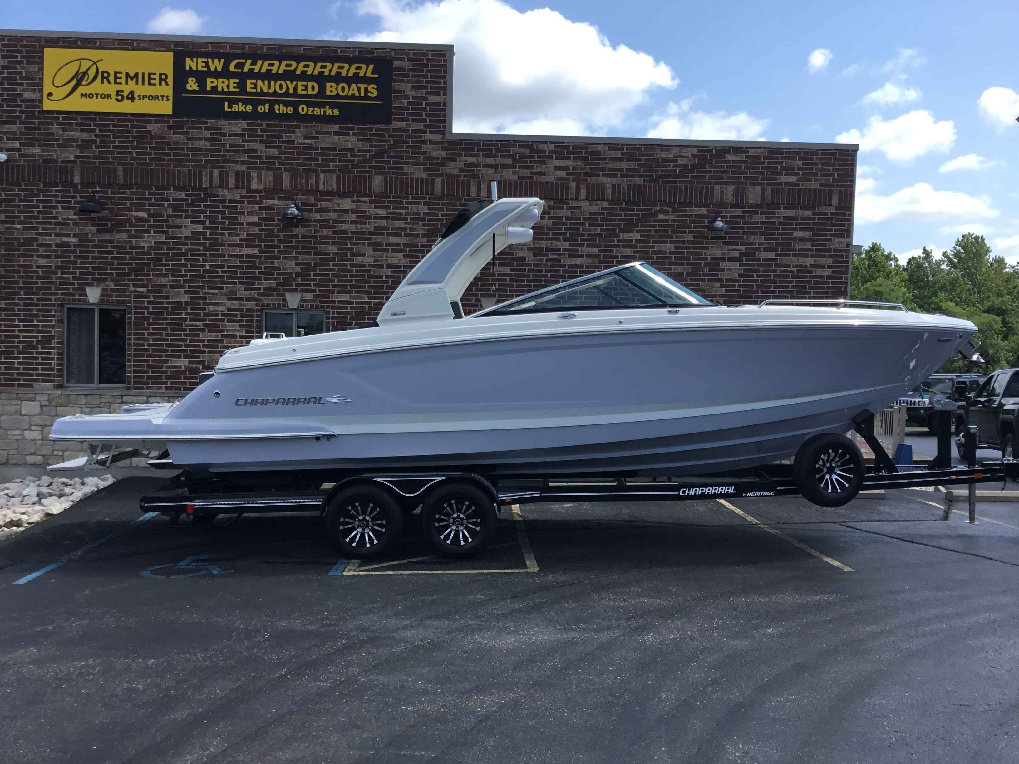 2025 Chaparral 307 SSX