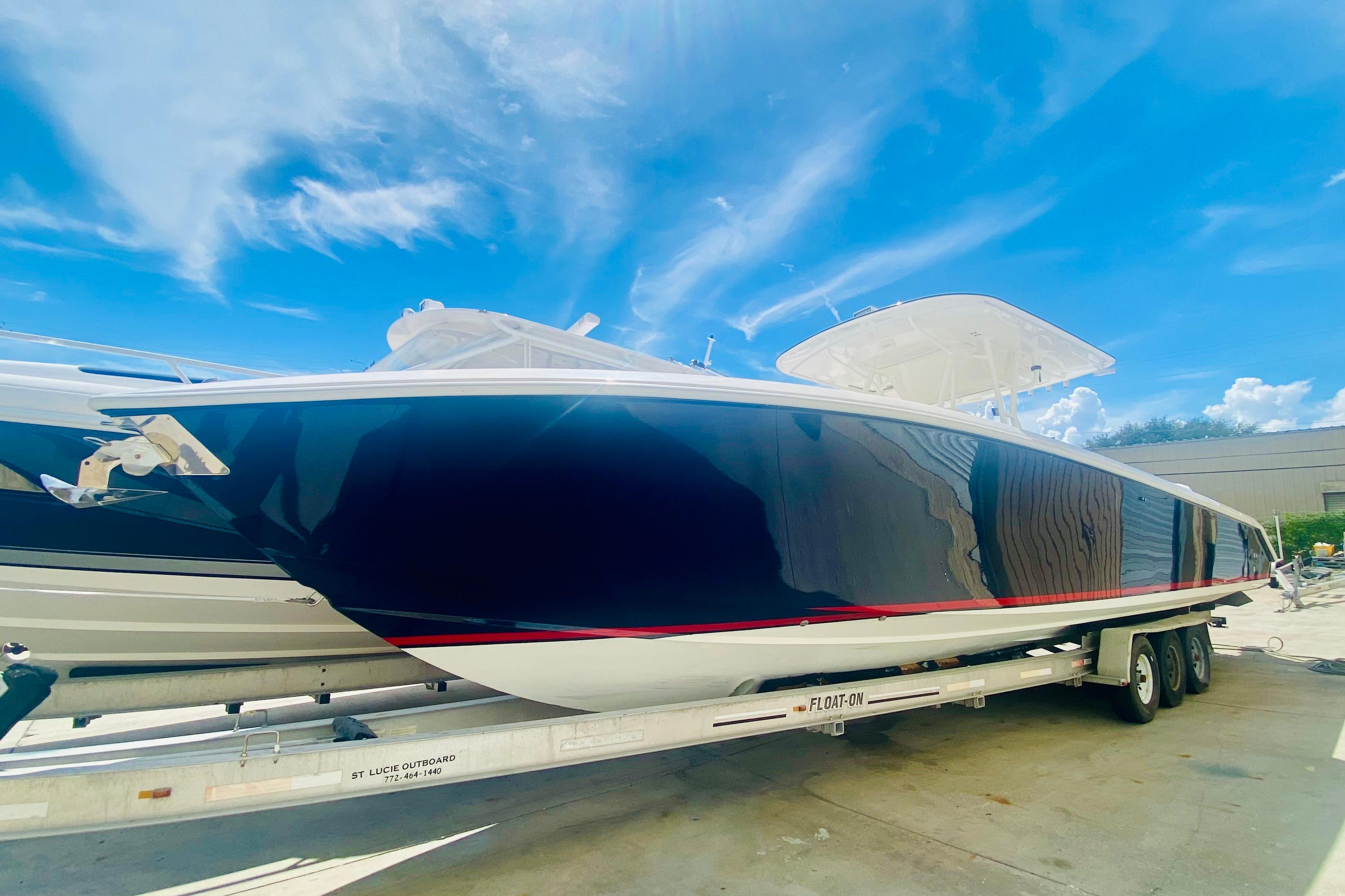2005 Venture 39 Open