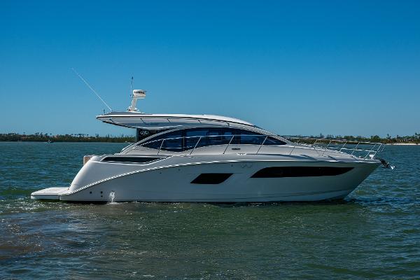 2017 Sea Ray Sundancer 400