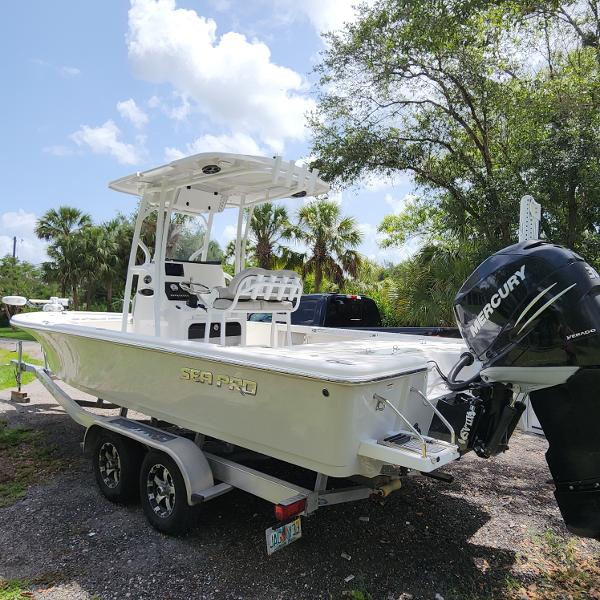 2018 Sea Pro 248 Bay
