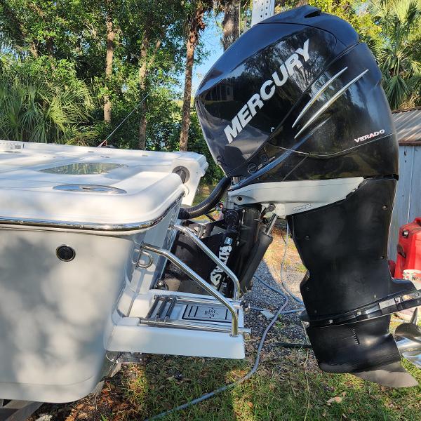 2018 Sea Pro 248 Bay