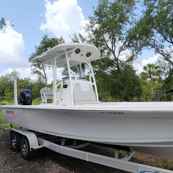2018 Sea Pro 248 Bay