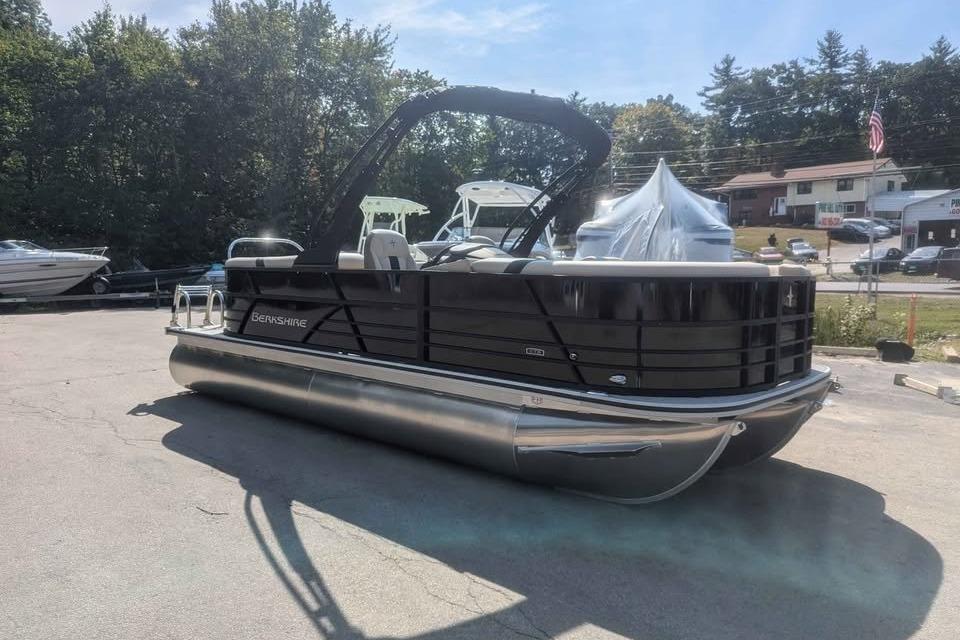 2025 Berkshire 22RFX CTS