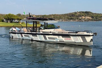 2019 Axopar 37 Sun Top
