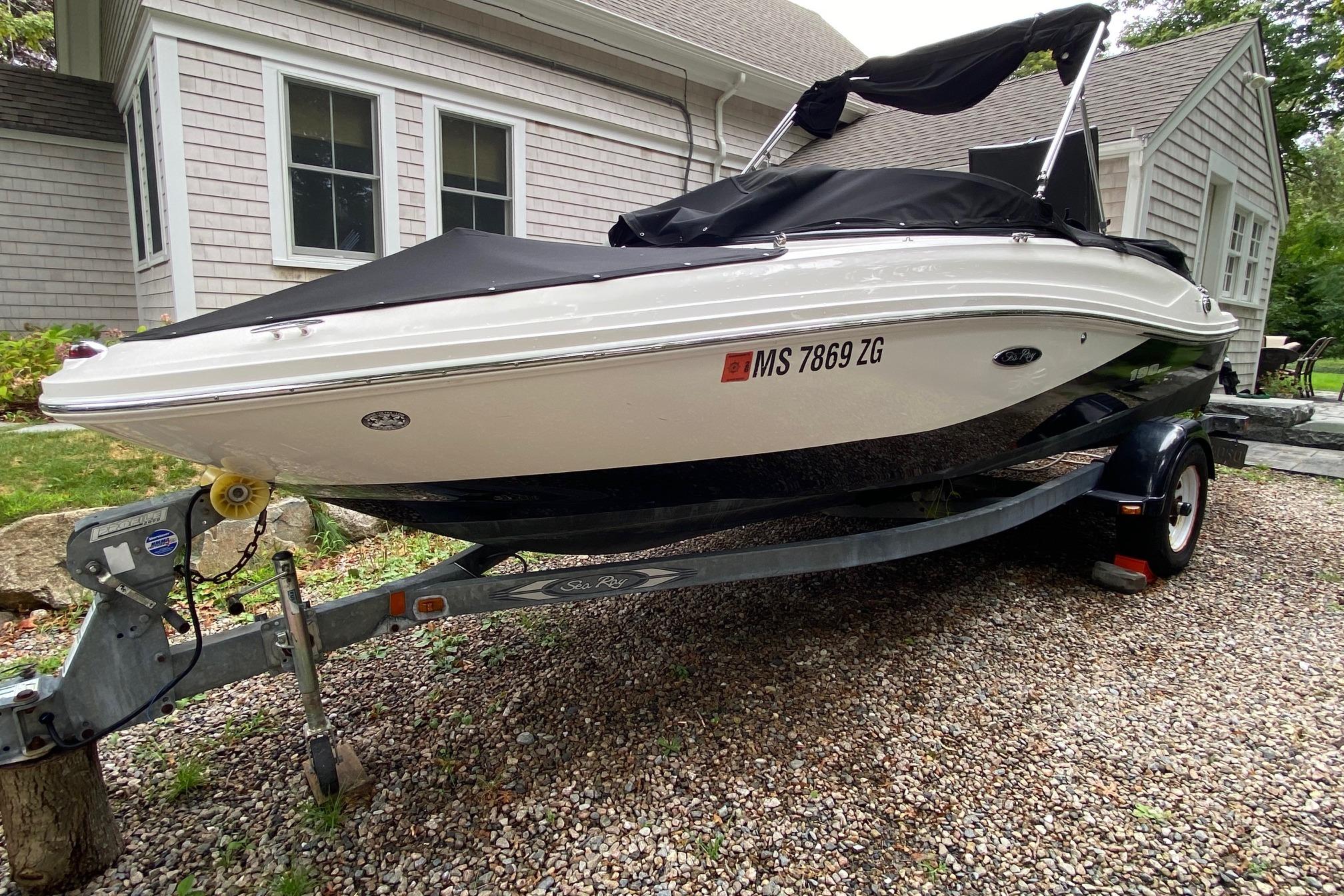 2013 Sea Ray 190 Sport