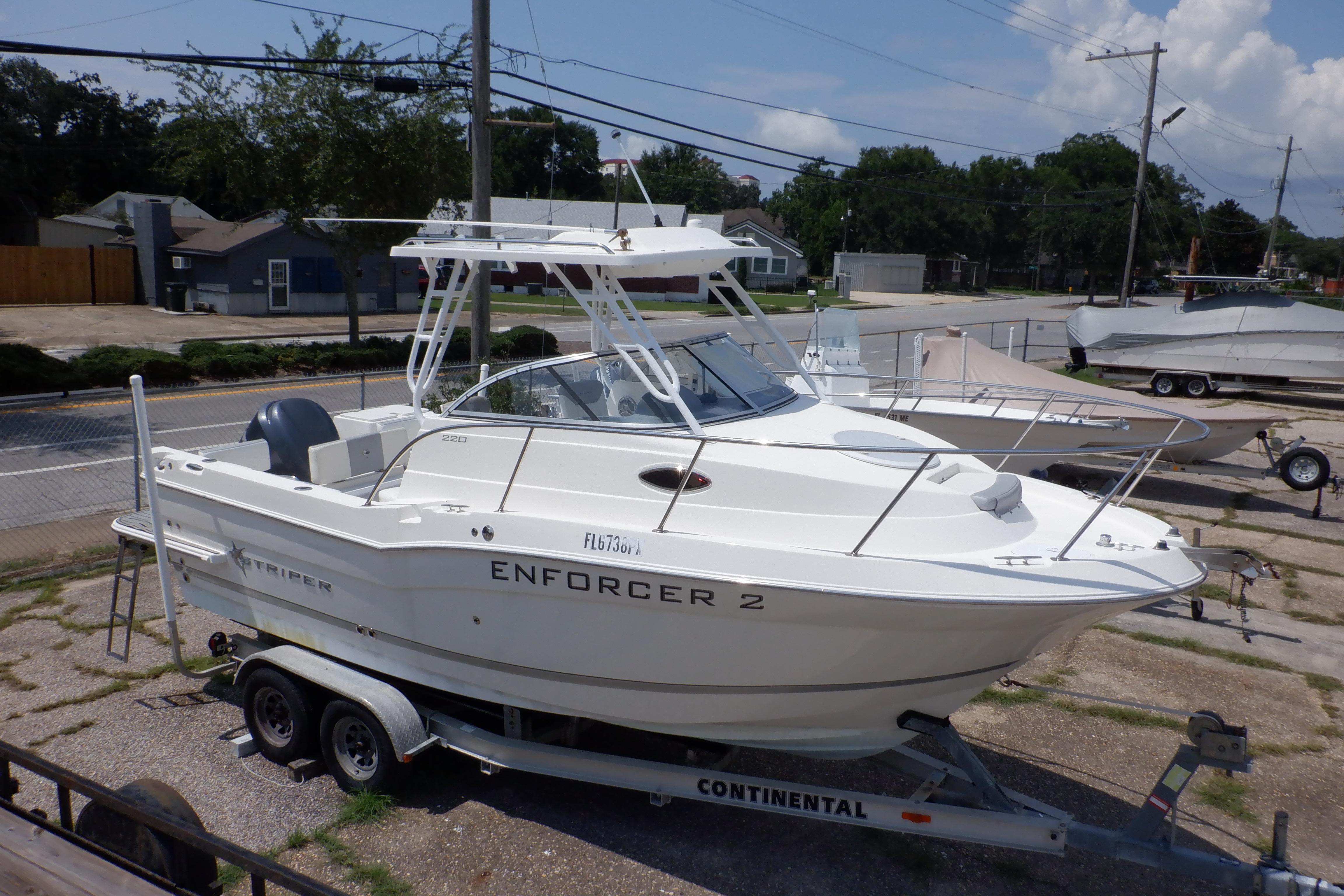 2015 Seaswirl Striper 220 Walkaround