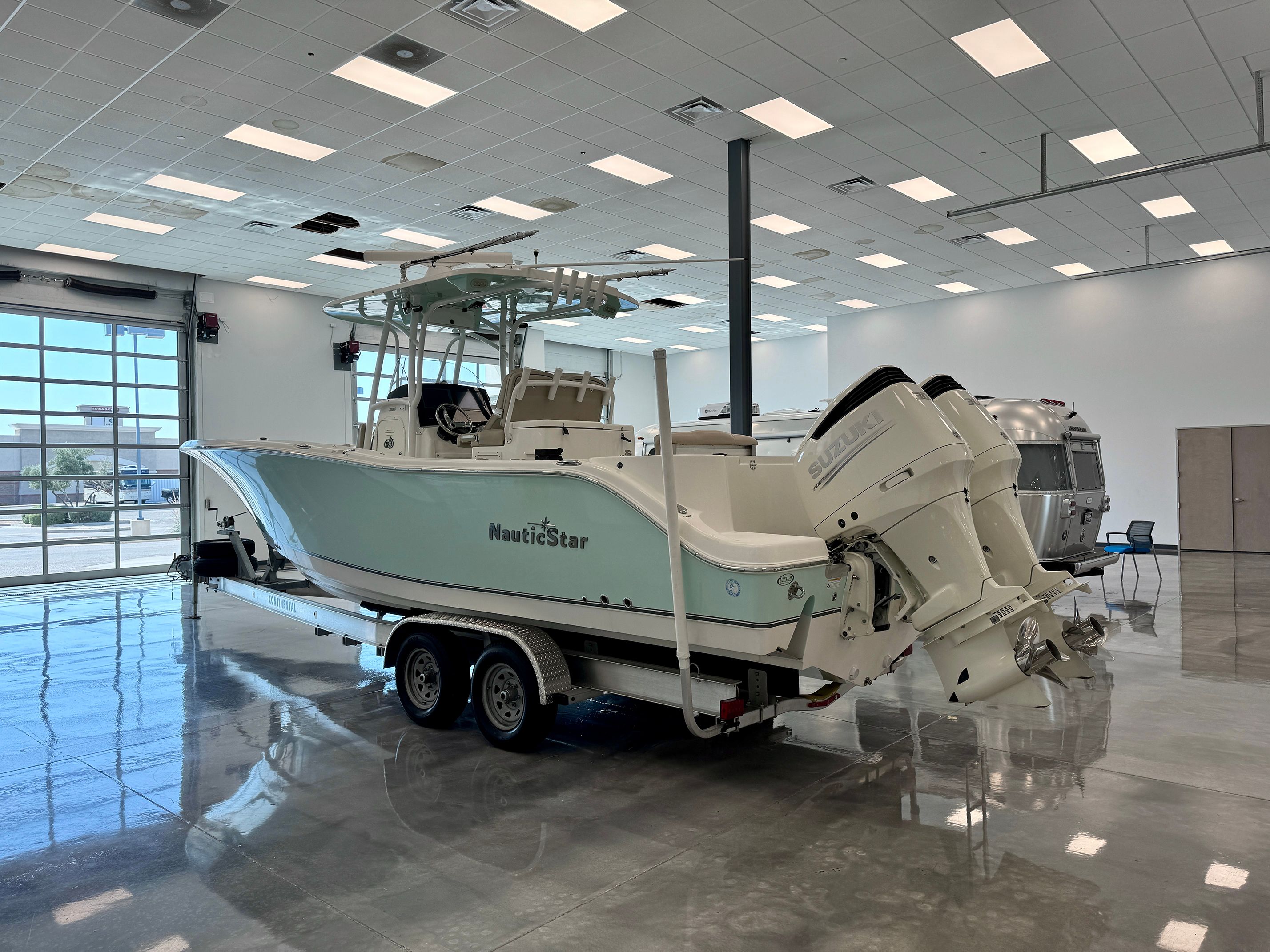 2016 NauticStar 28 XS