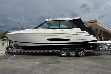 2026 Regal 36 Grande Coupe