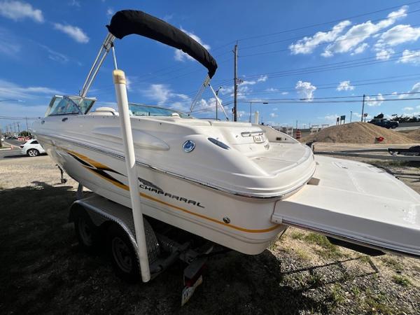 2002 Chaparral 220 SSi