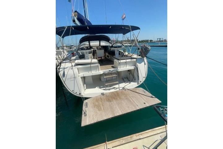 2015 Bavaria Cruiser 56