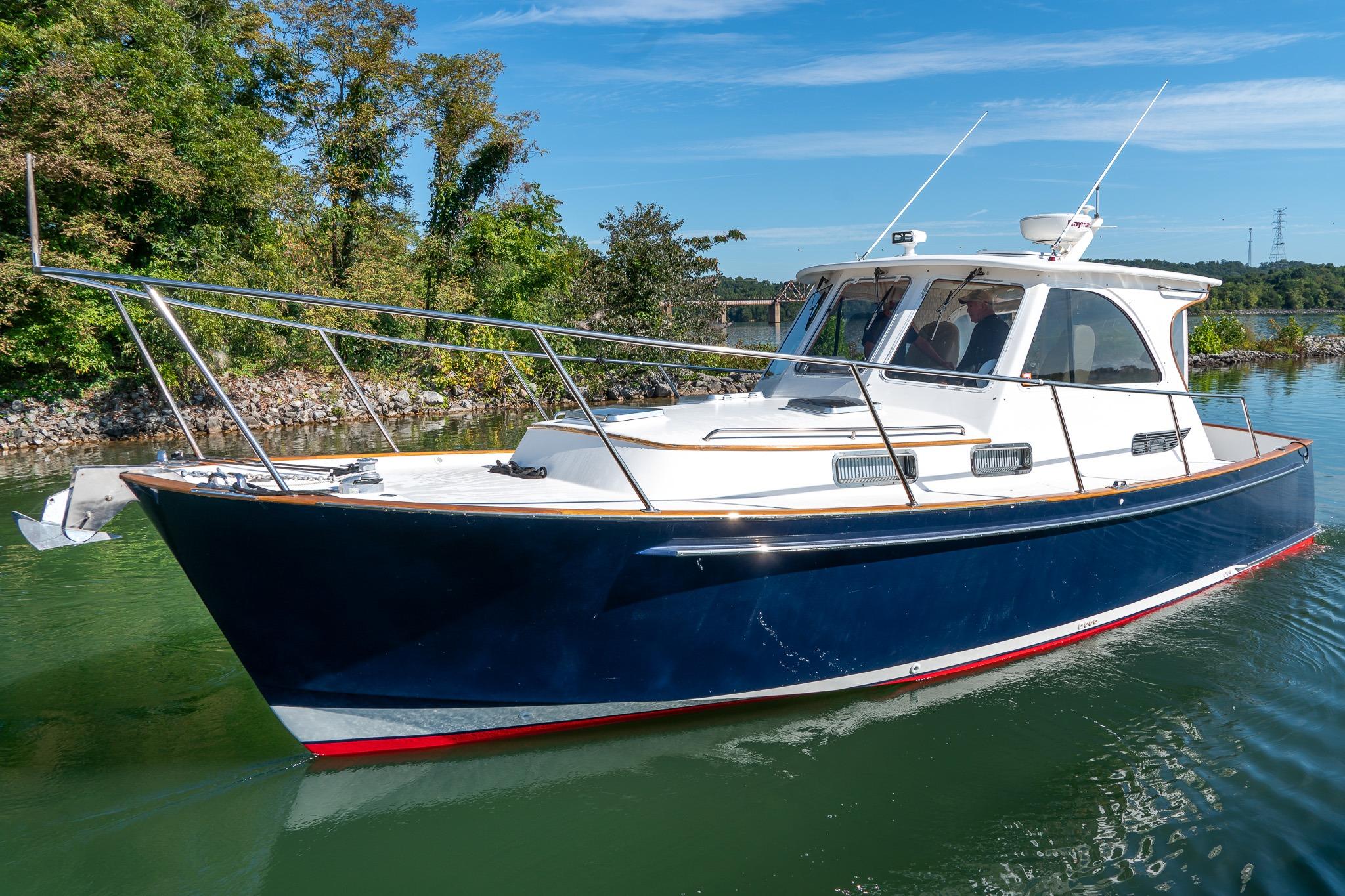 2002 Legacy 34 Express