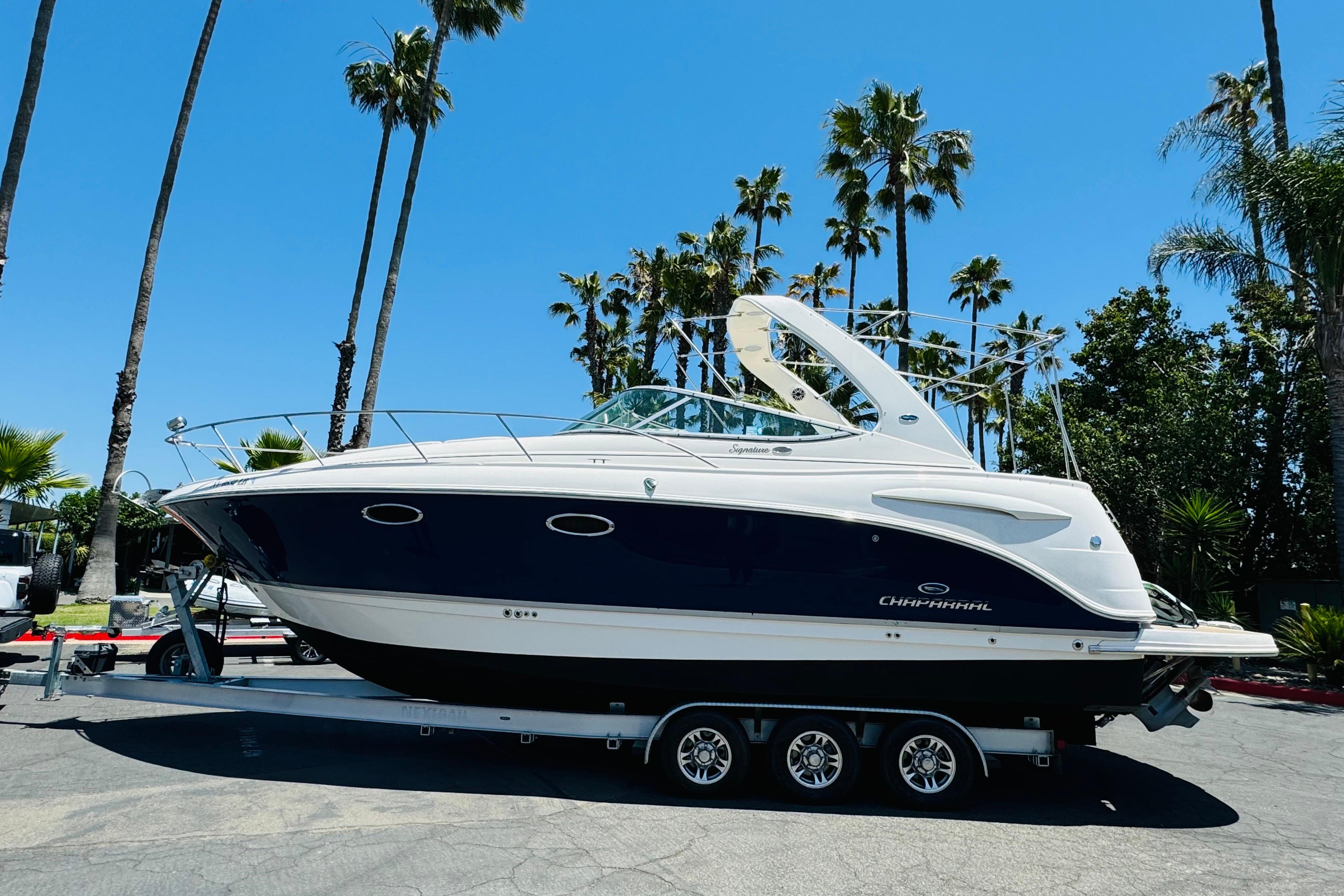 2005 Chaparral 310 Signature