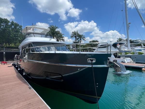 Azimut Magellano 60