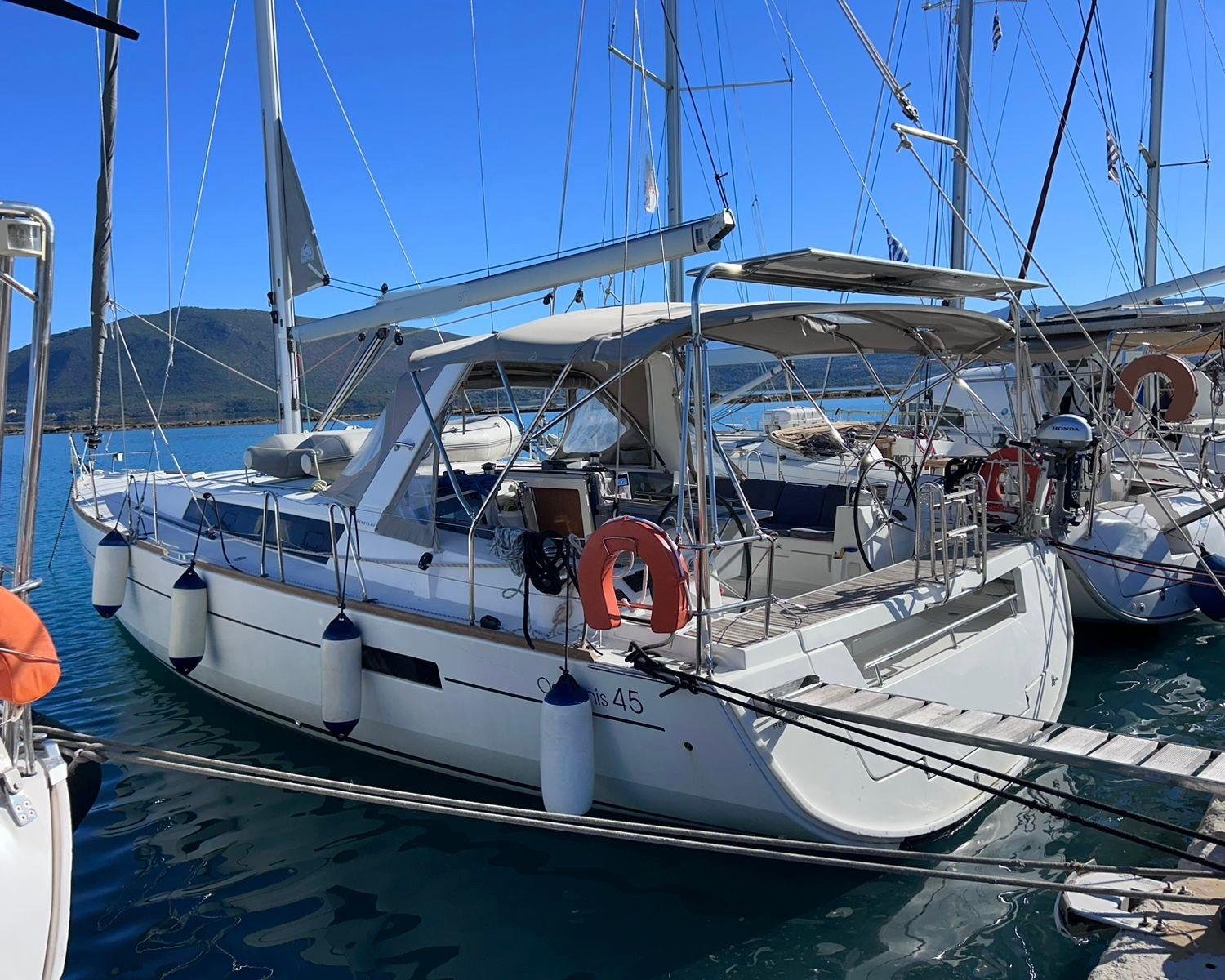 2016 Beneteau Oceanis 45