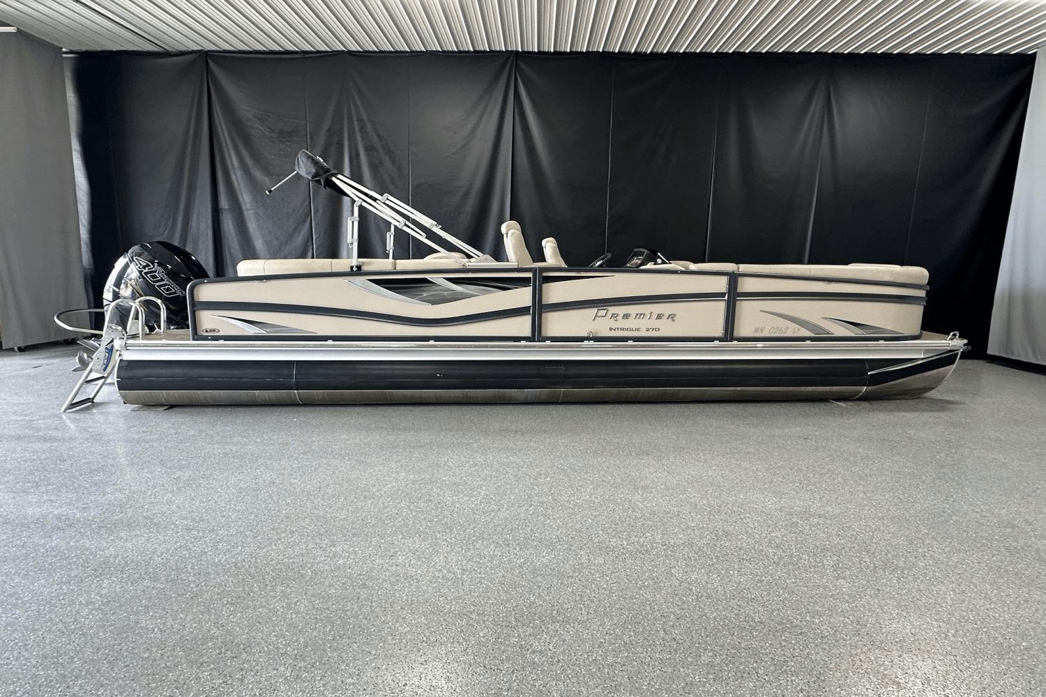 2019 Premier 270 Intrigue
