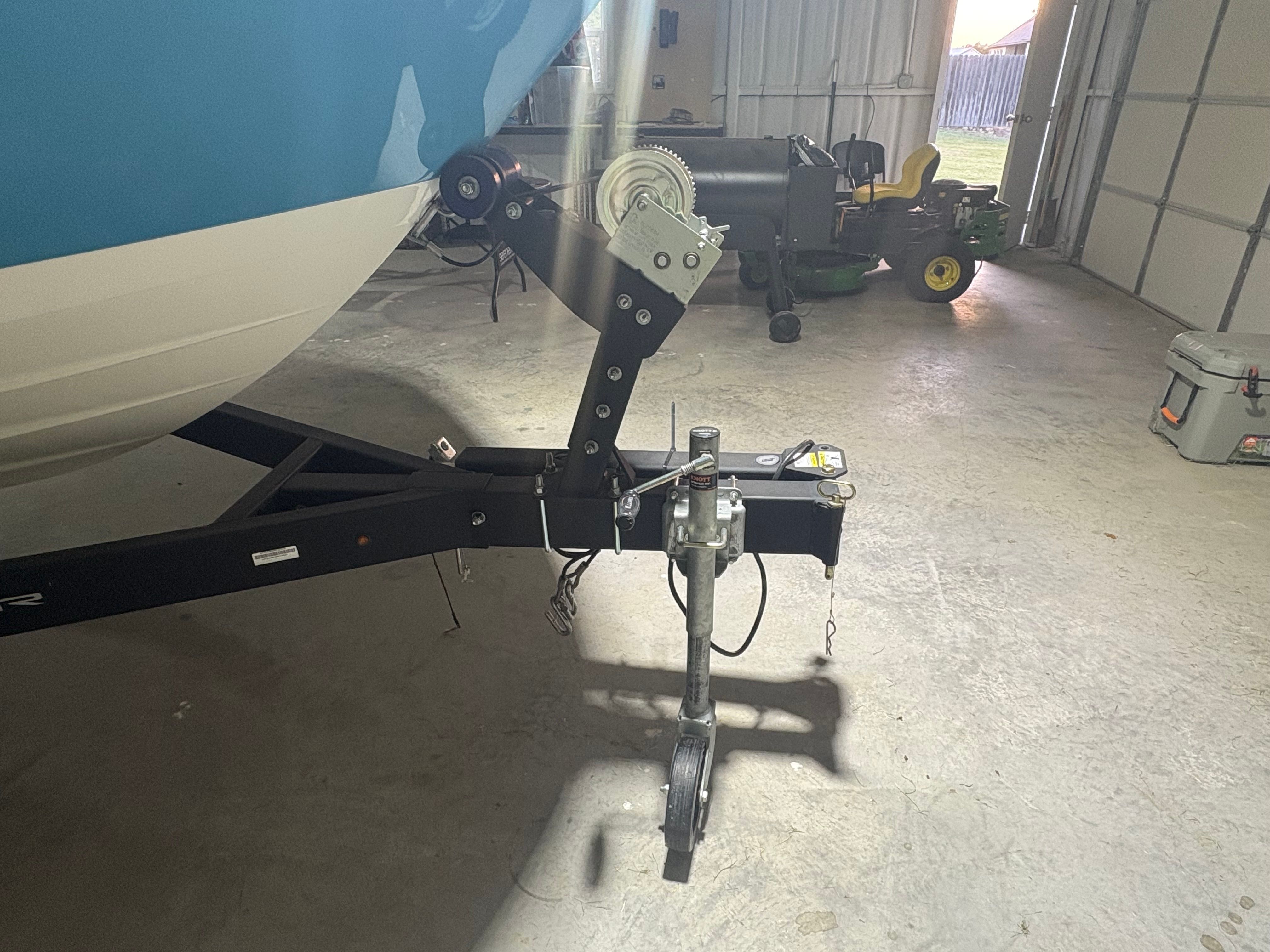 2023 Bayliner VR5 Bowrider I/O