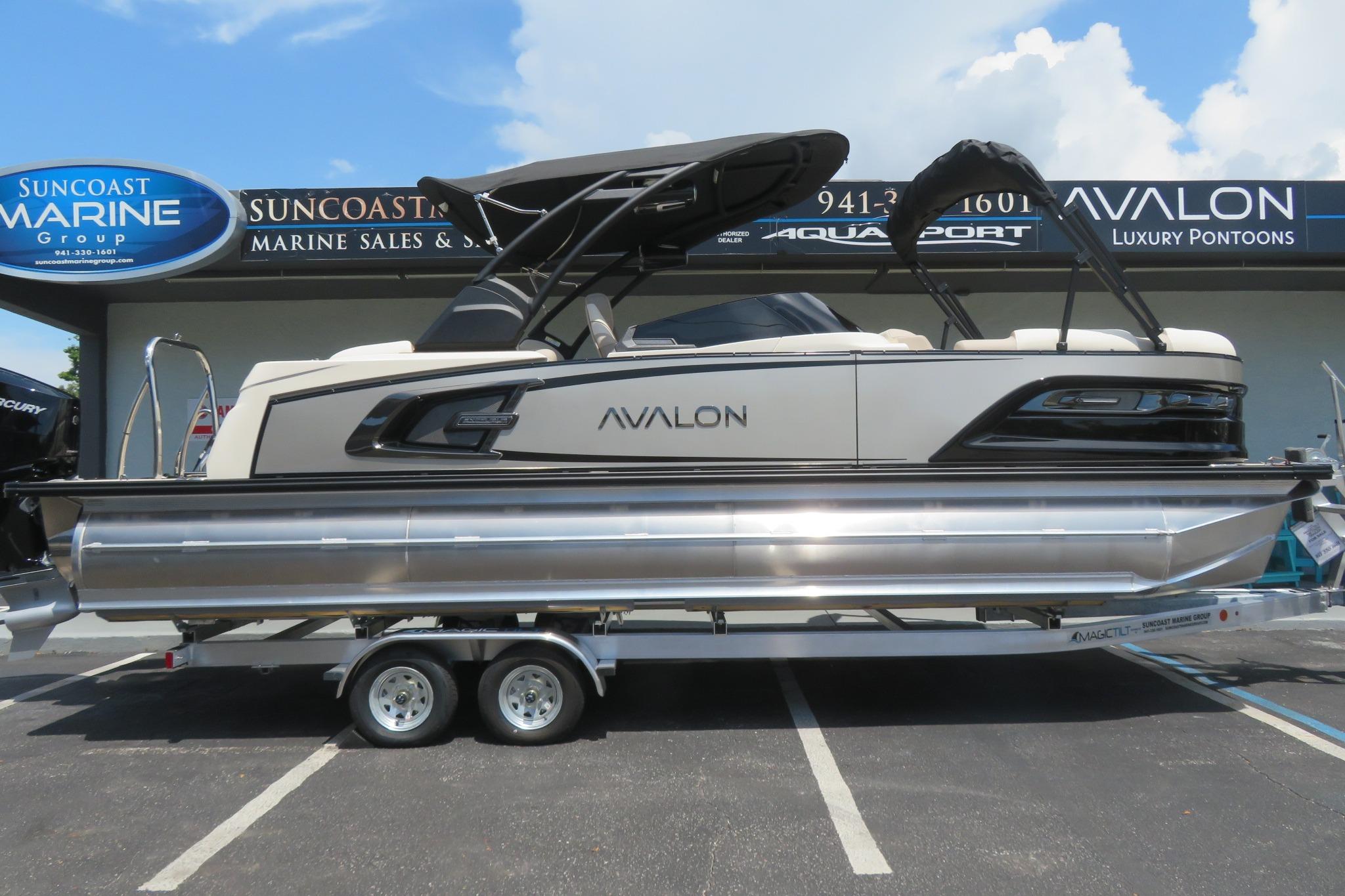 2026 Avalon 2585 Excalibur LTD Elite Windshield - Luxury Tri toon | Sarasota, FL