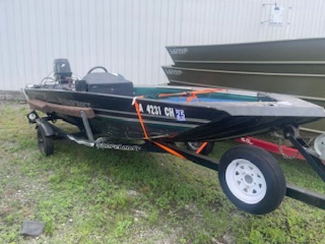 2000 Alumacraft 165