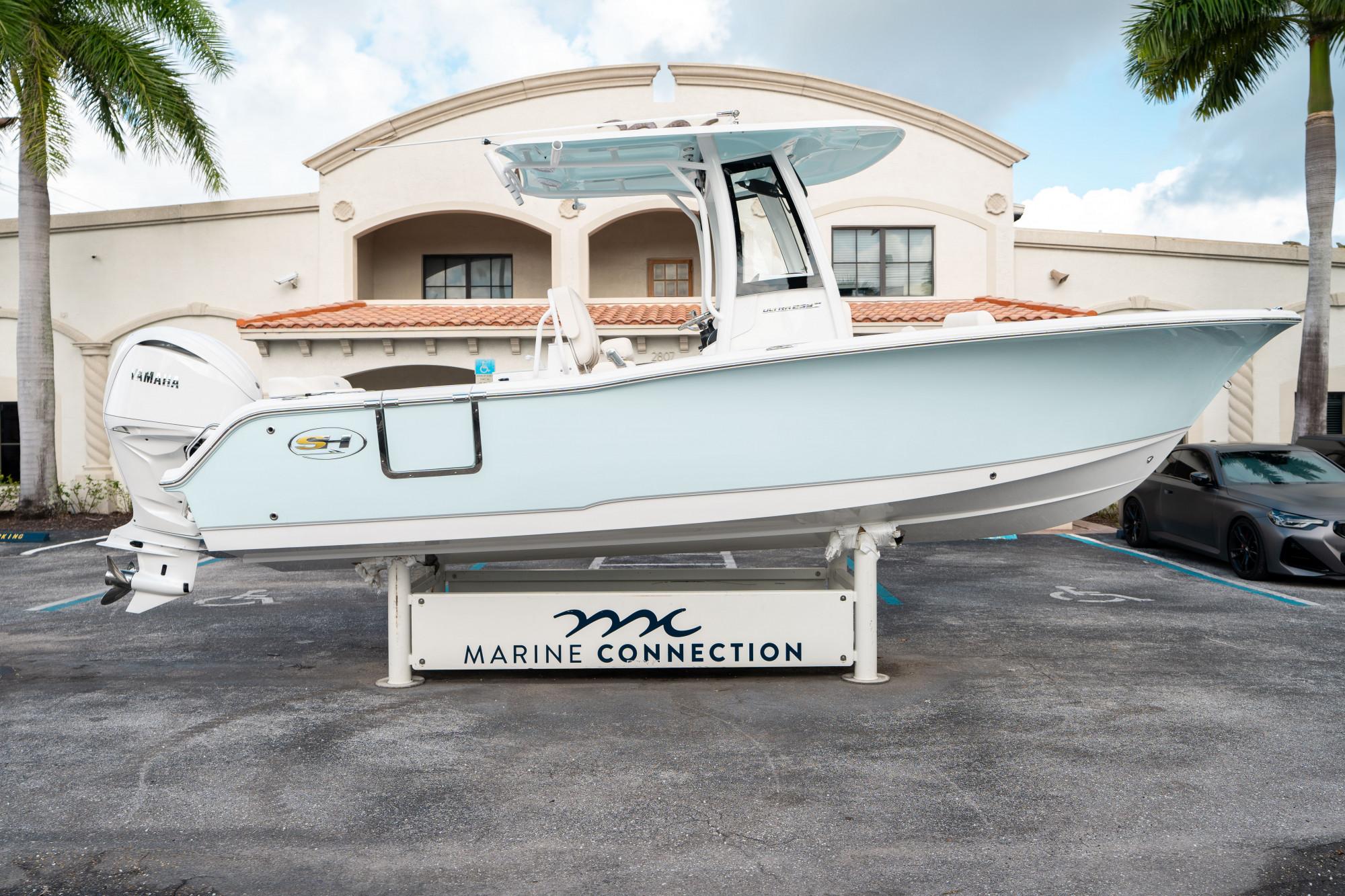 Sea Hunt Ultra 239 SE