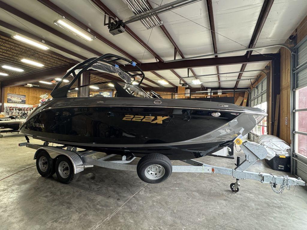 Yamaha Boats 222XE