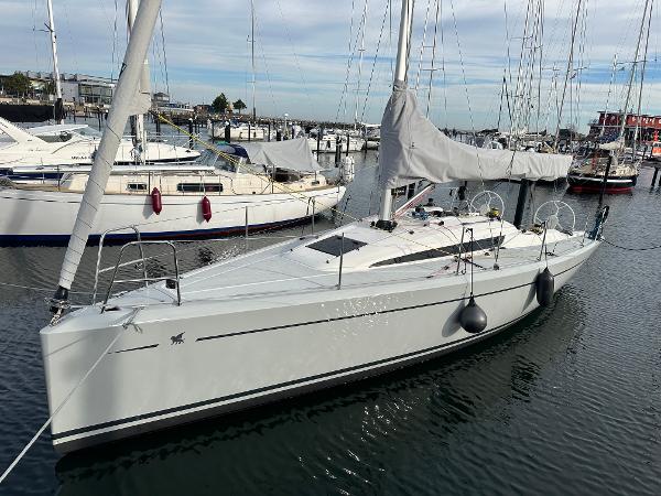 2023 Italia Yachts 9.98