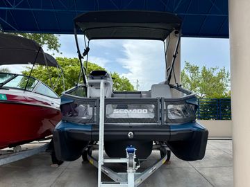 2025 Sea-Doo Switch Sport Compact