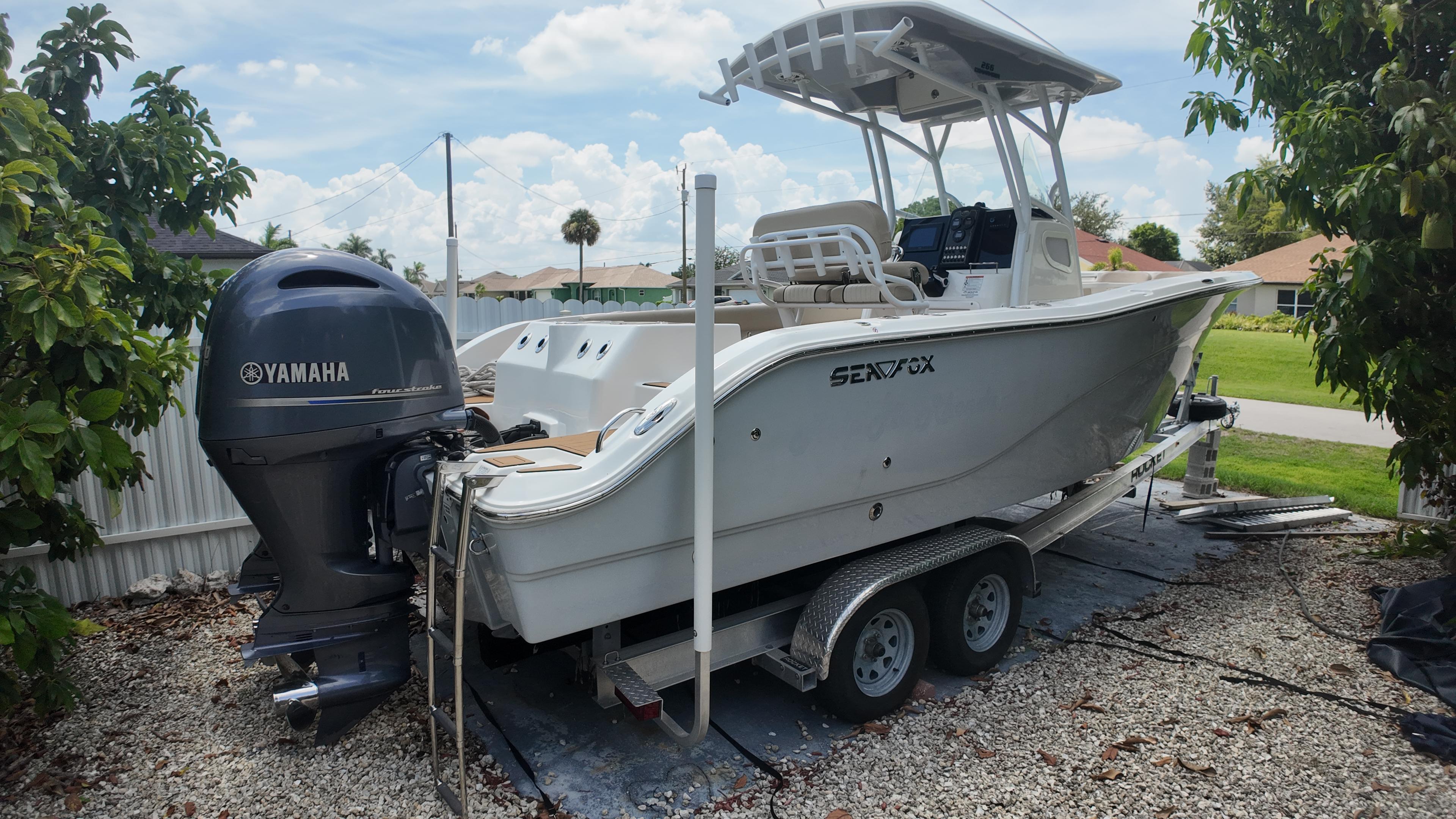2017 Sea Fox 266 Commander