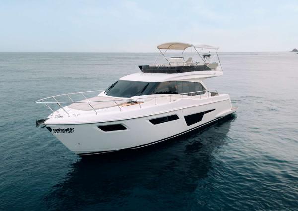 2022 Ferretti Yachts 500