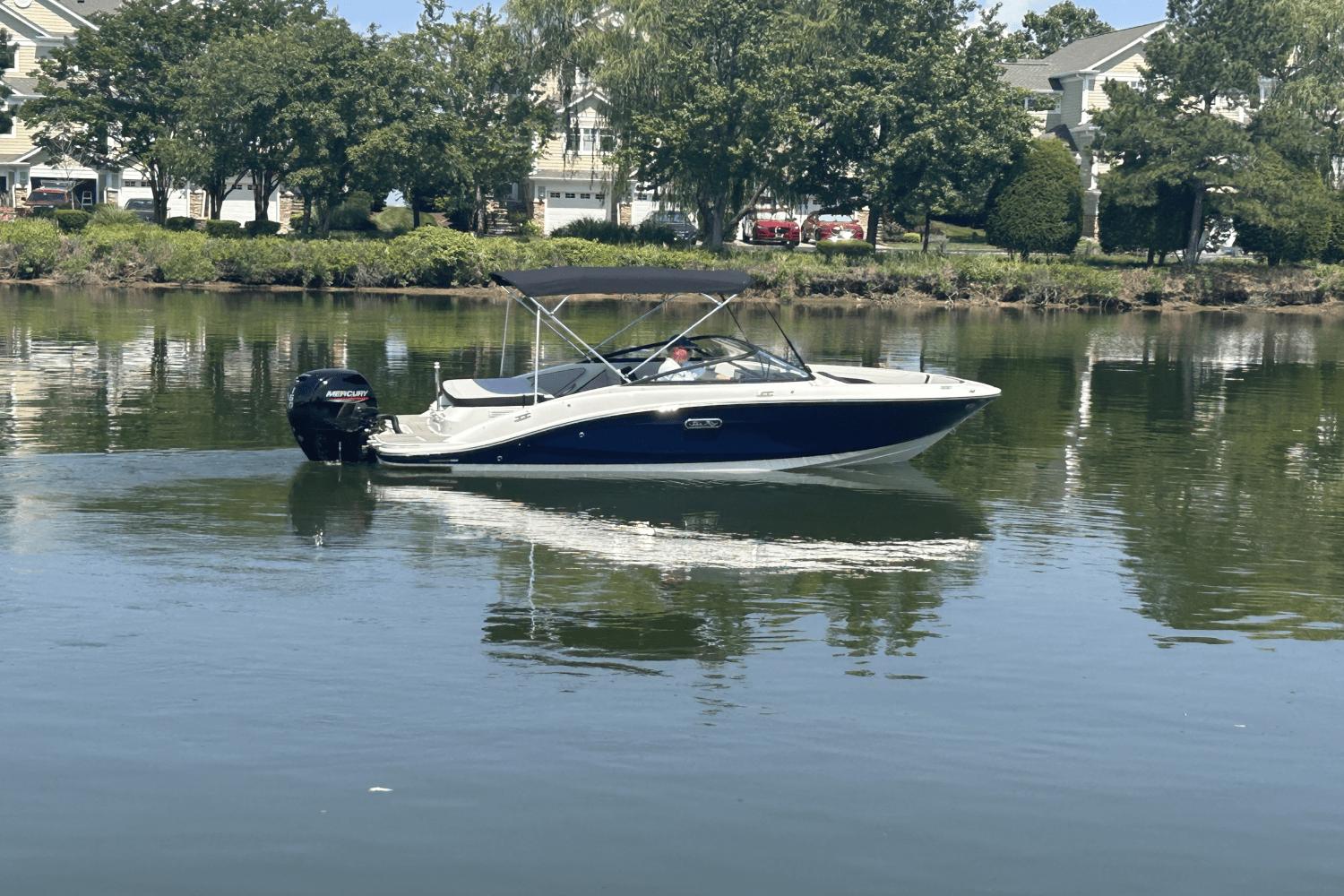 2025 Sea Ray SPX 190 Outboard
