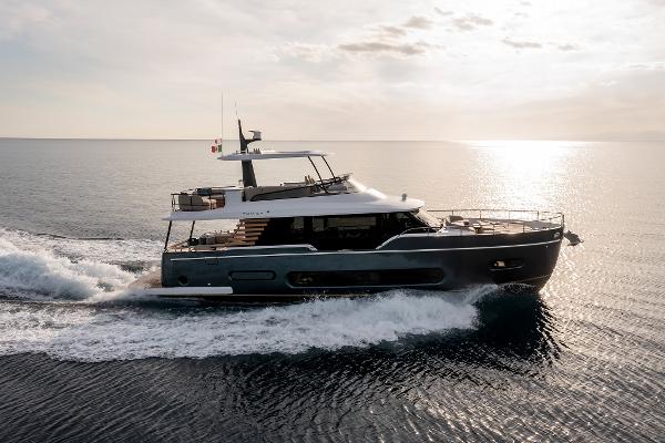 2025 Azimut Magellano 60