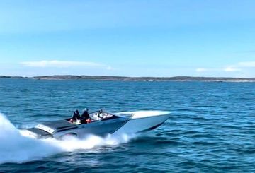 1995 Cigarette 38 Top Gun