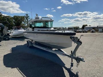 2020 Axopar 28