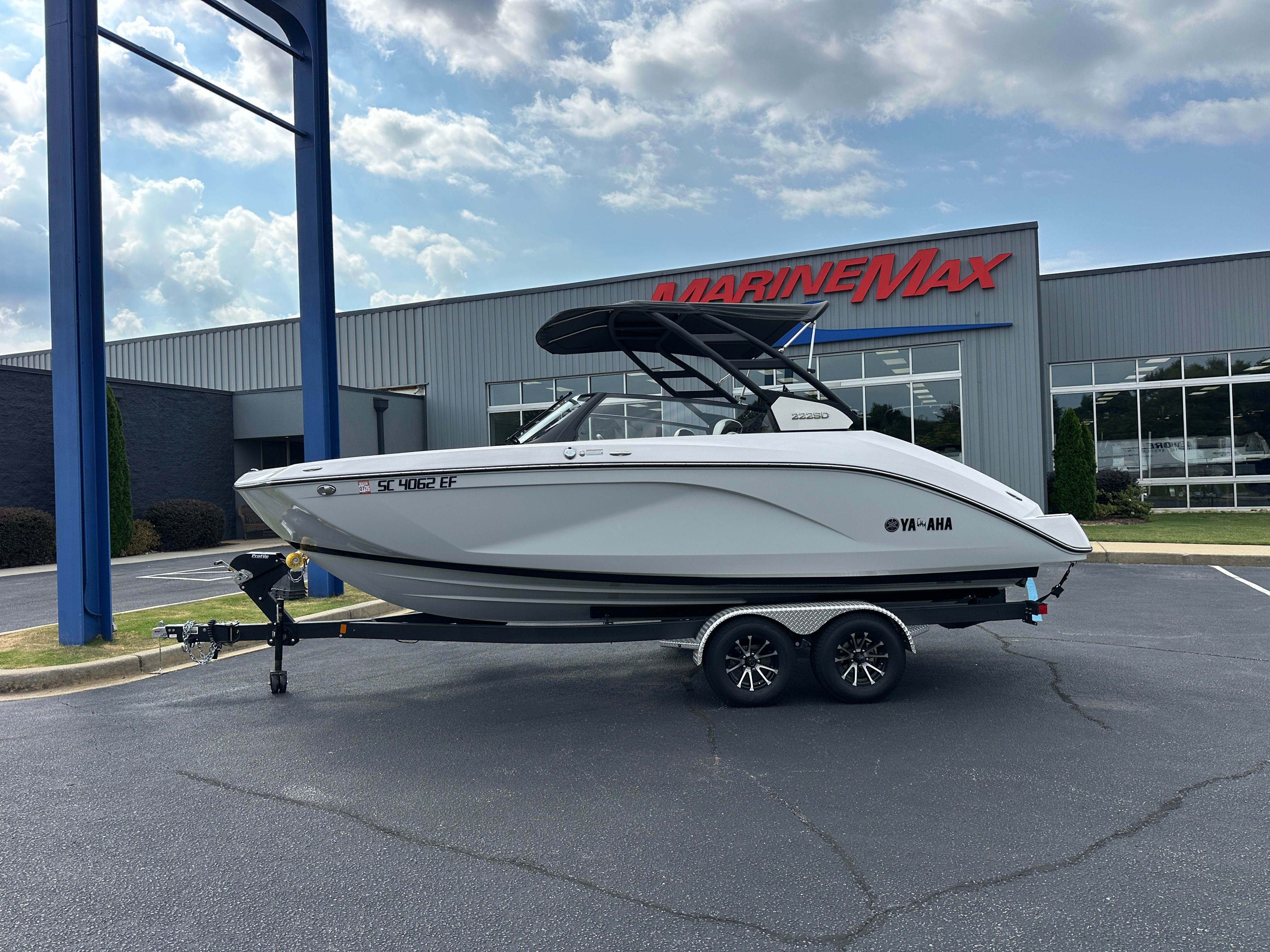 Yamaha Boats 222SD