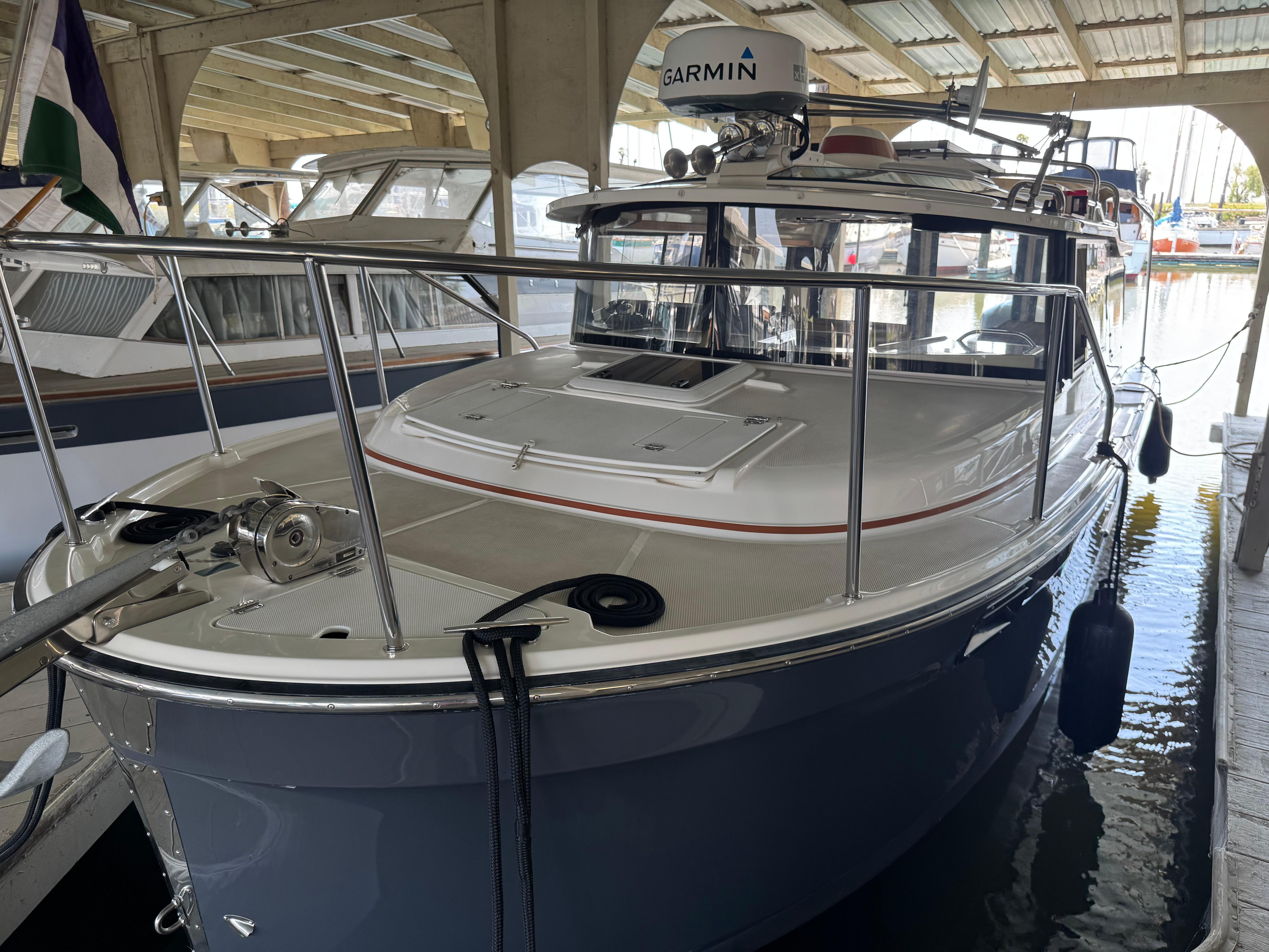 2021 Ranger Tugs Tug R-27