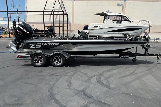 2015 Nitro Z-9