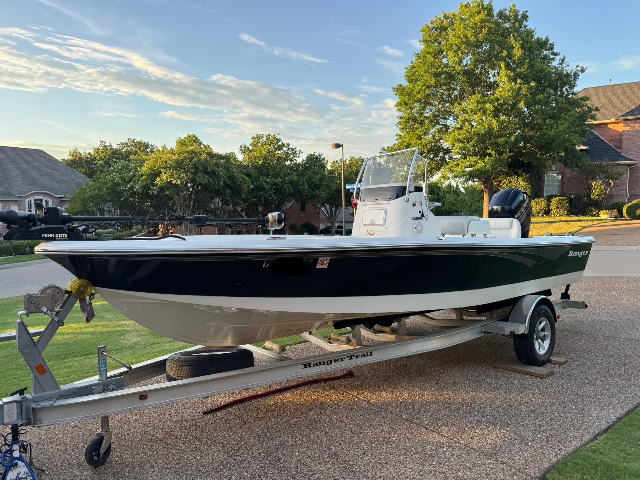 2015 Ranger 220 Bahia