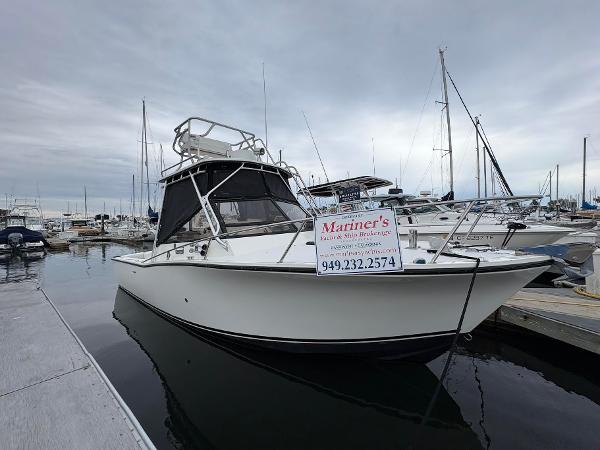 1995 Carolina Classic 25' Express Sportfisher