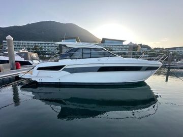 2017 Bavaria 40