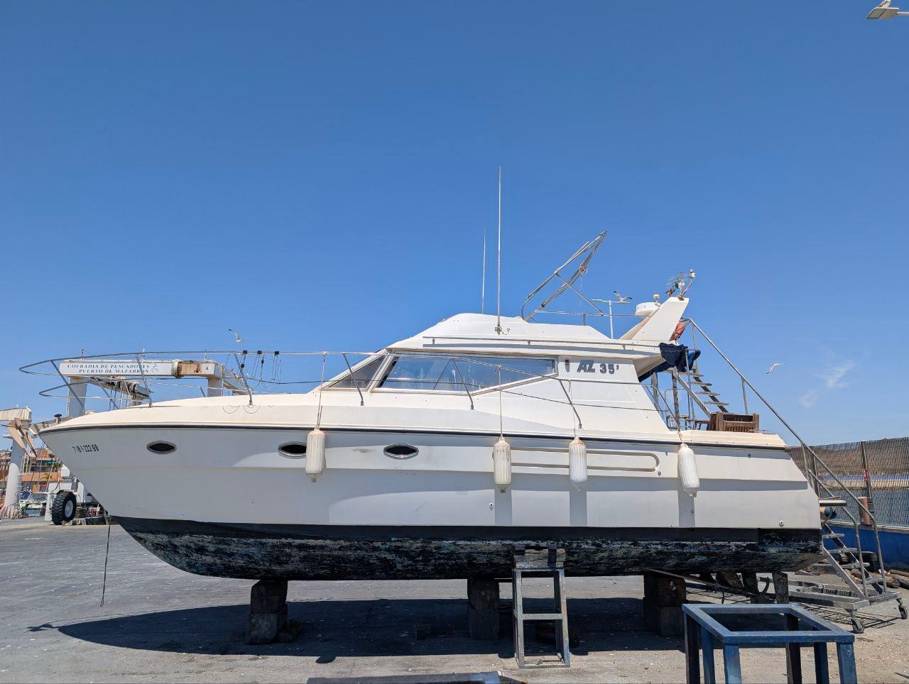 1999 Azimut AZ35