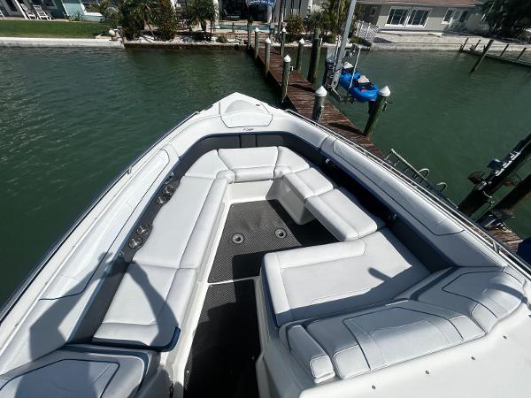 2017 Formula 350 Crossover Bowrider