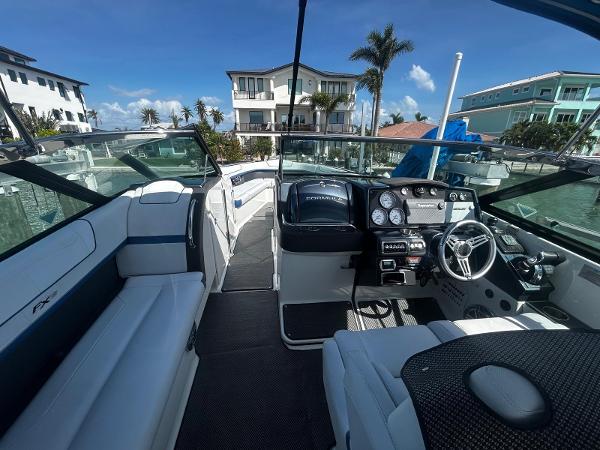 2017 Formula 350 Crossover Bowrider