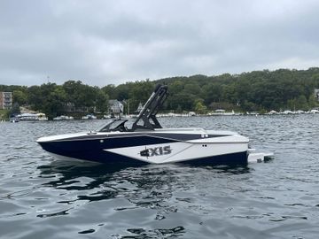 2024 Axis T220-r