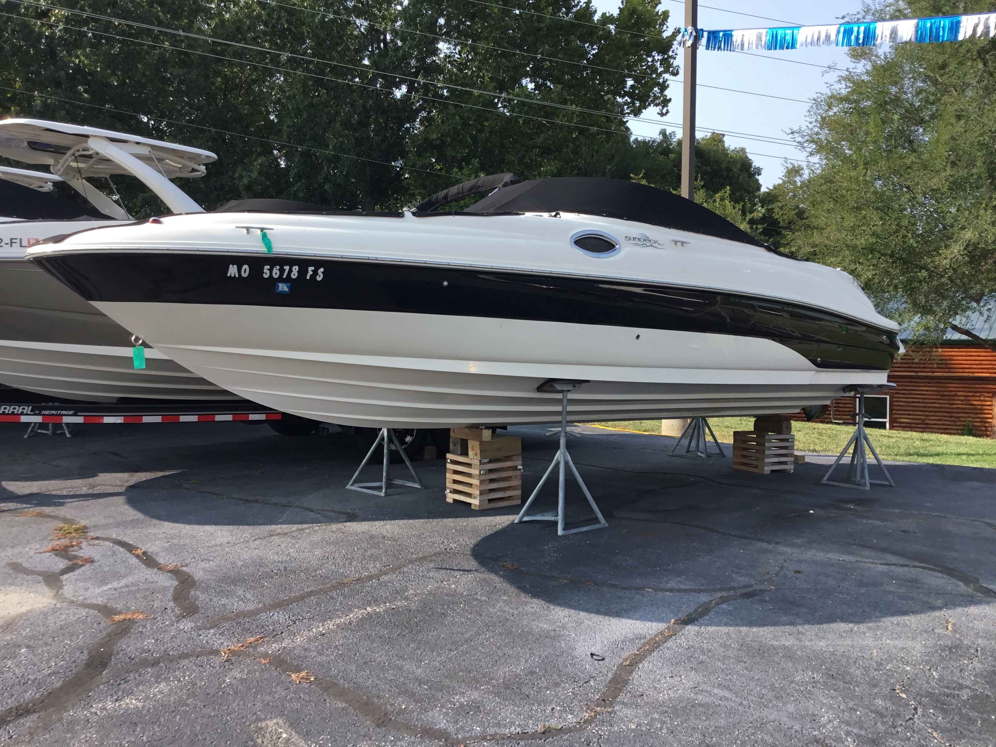 Sea Ray 240 Sundancer
