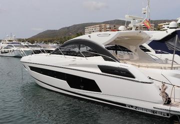 2014 Sunseeker San Remo