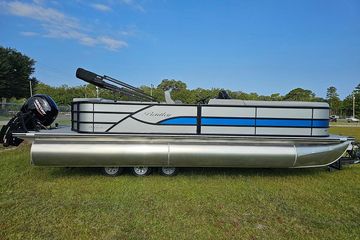2026 Bentley Pontoons Legacy 243 Cruise