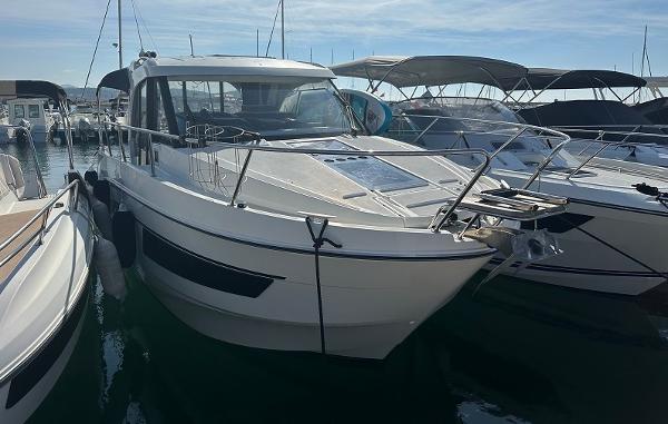 Beneteau Antares 9 OB