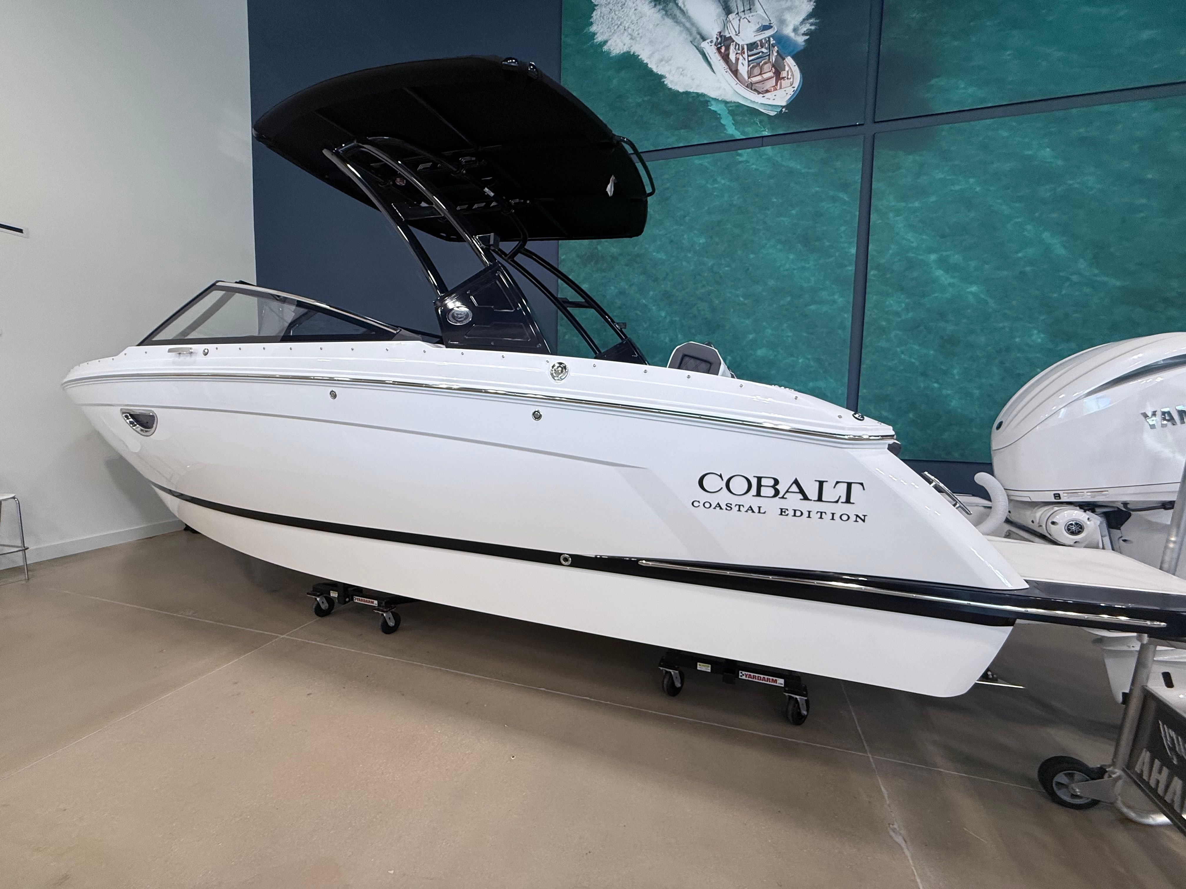 2025 Cobalt R6 Outboard