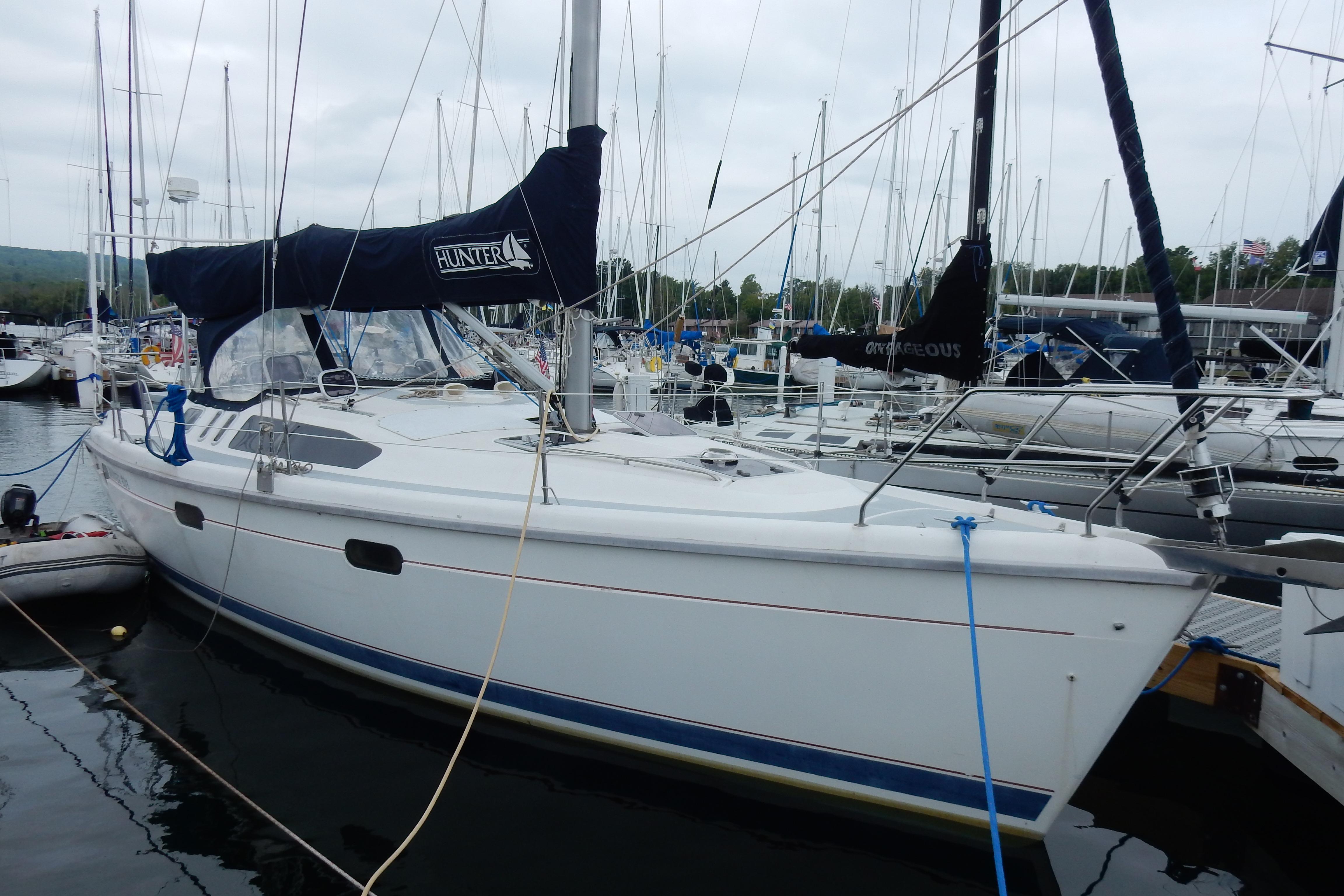 1996 Hunter 376